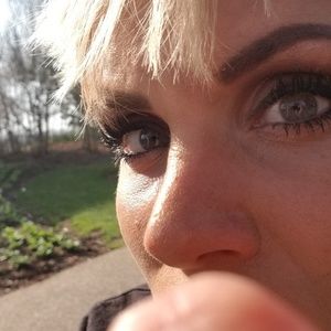 Meet your Posher, Cierra